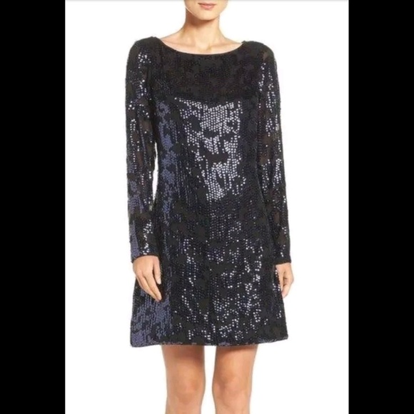 Vince Camuto Dresses & Skirts - Vince Camuto long sleeve sequin dress